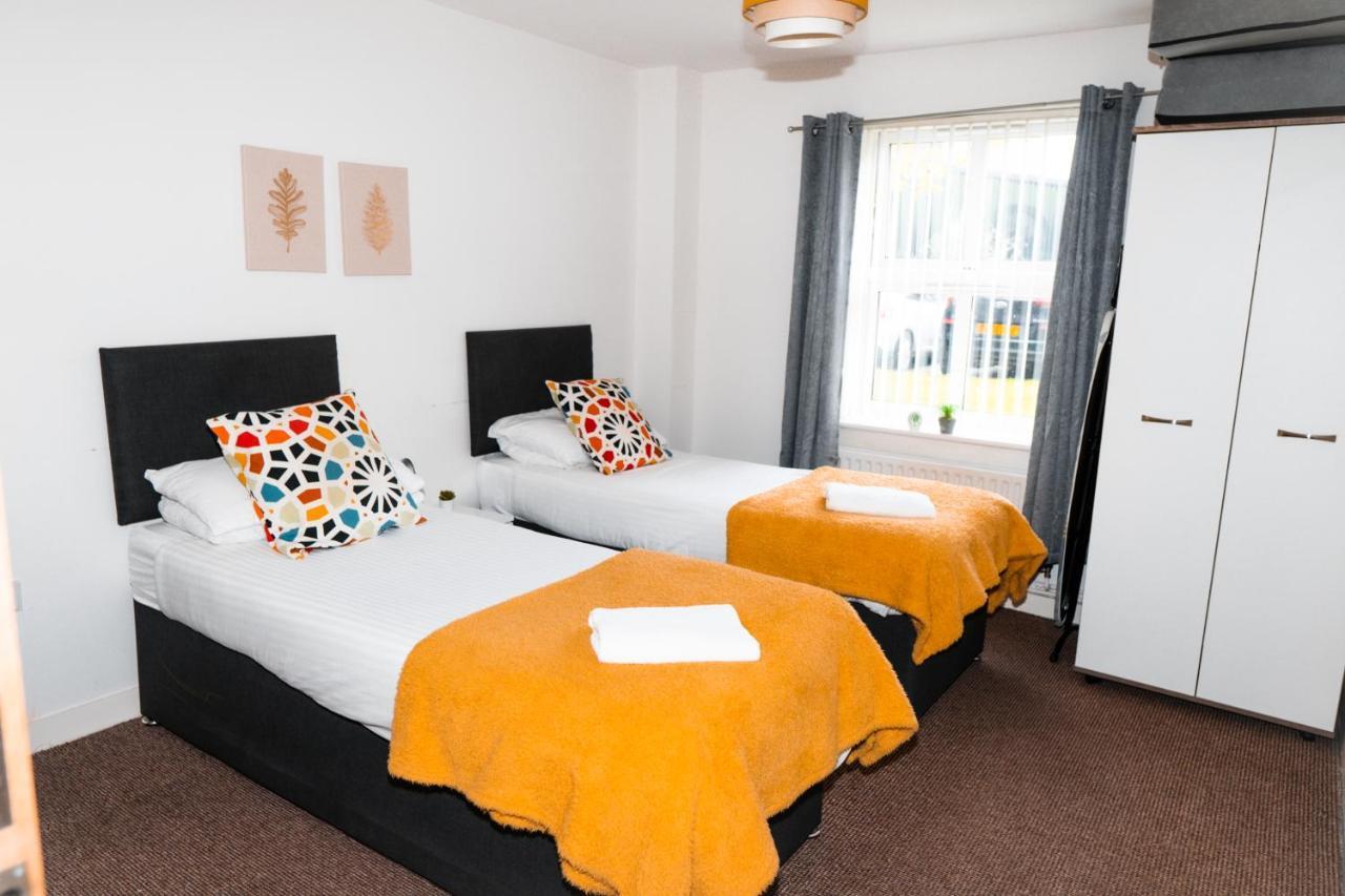 Apartment 2 Bedroom Hosted By Seren Liverpool