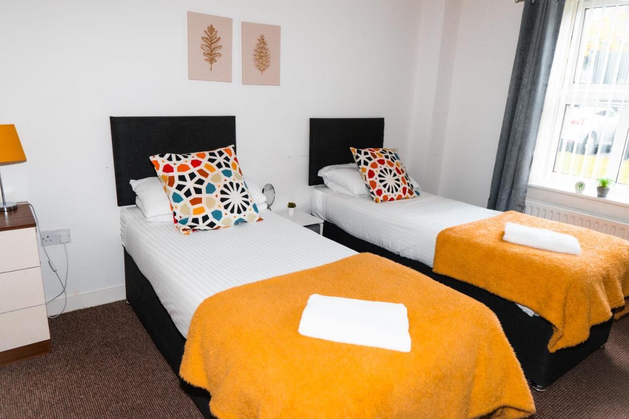Apartment 2 Bedroom Hosted By Seren Liverpool