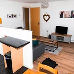 2 Bedroom Apartment Liverpool Hosted By Seren Property